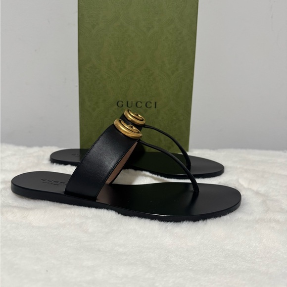Gucci Black Sandals with Gold Detail - Picture 2 of 8